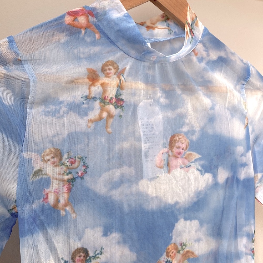 Floral Cherub Long Sleeve Crop Top  ~ Brand New - Picture 5 of 9